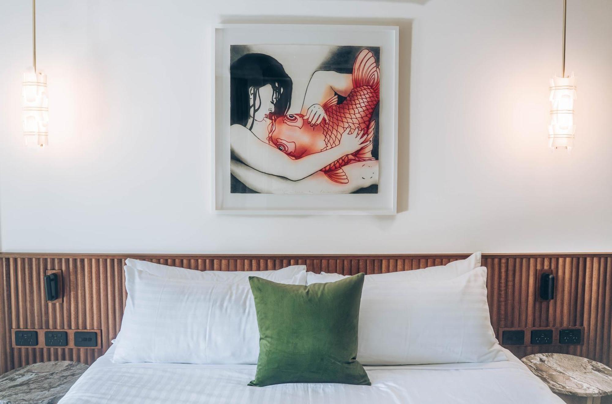Risby Cove Boutique Hotel Strahan Esterno foto