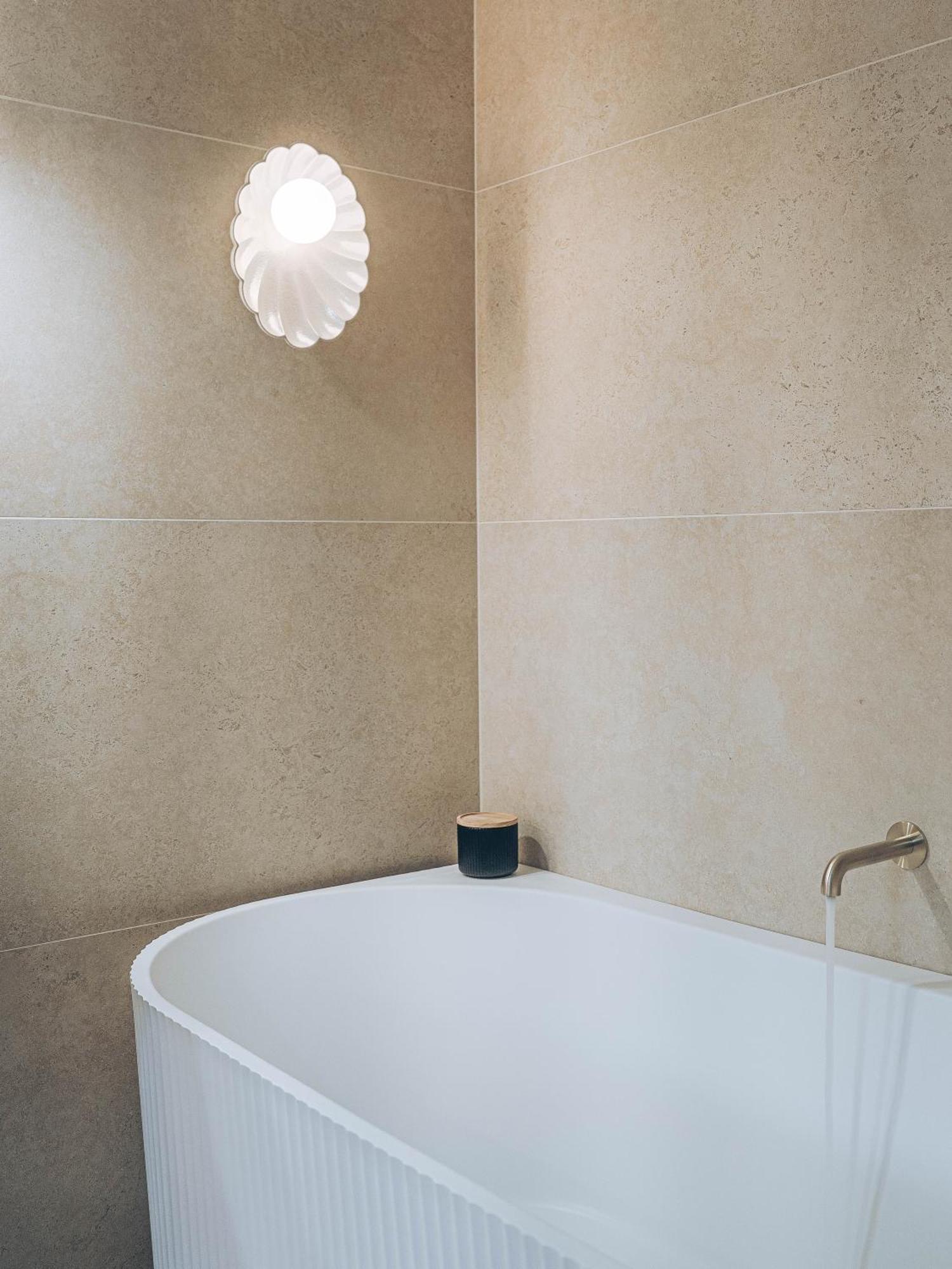 Risby Cove Boutique Hotel Strahan Esterno foto
